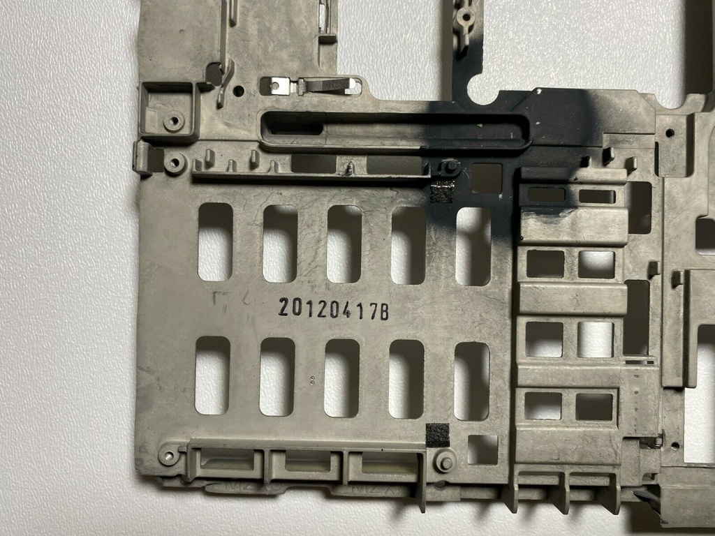 GENUINE LENOVO SUPPORT BRACKET THINKPAD T420 (BF36-BD74) FRU 04W1629